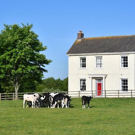 Glascoed Farmhouse Carmarthen Esterno foto