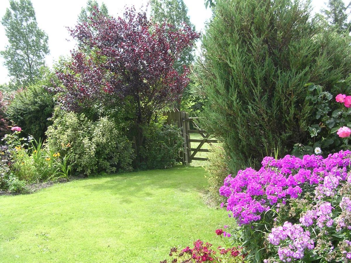 Glascoed Farmhouse Carmarthen Esterno foto